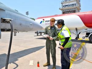 Hornet RAAF Transit SBY - Oct 2011