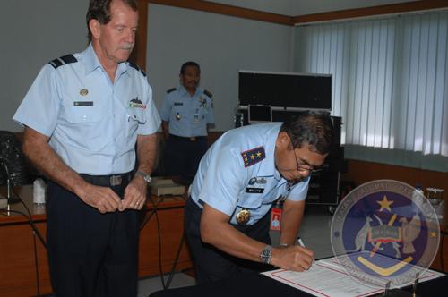 03 EPub TNI AU 2012