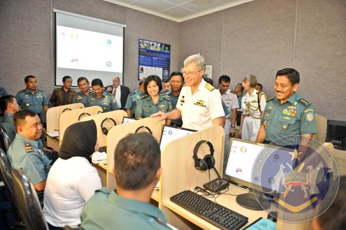 07 Peresmian Ruang Brifing Elektronik Armada Timur Surabaya 2011