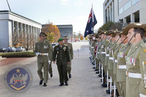 01 Visit by GEN Pramono Edhie Wibowo, TNI Chief of Army Staff, Indonesia (KASAD) visited LTGEN David Morrison AO, Chief of Army as a counterpart visit and overall engagement activities with Indonesia.