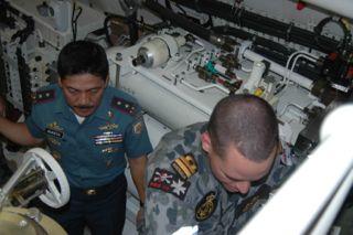 03 Submarine Ex Komodo 2014