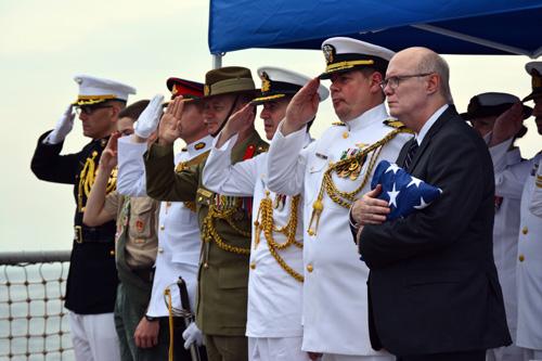 01 HMAS PERTH 2015 