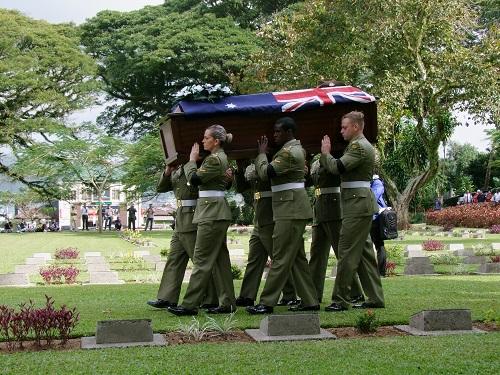 01 Unknown Soldier 2015