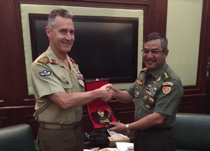 01 COMD FORCOMD Visit 2016